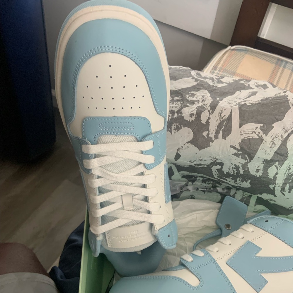 Size 46 out of office off whites